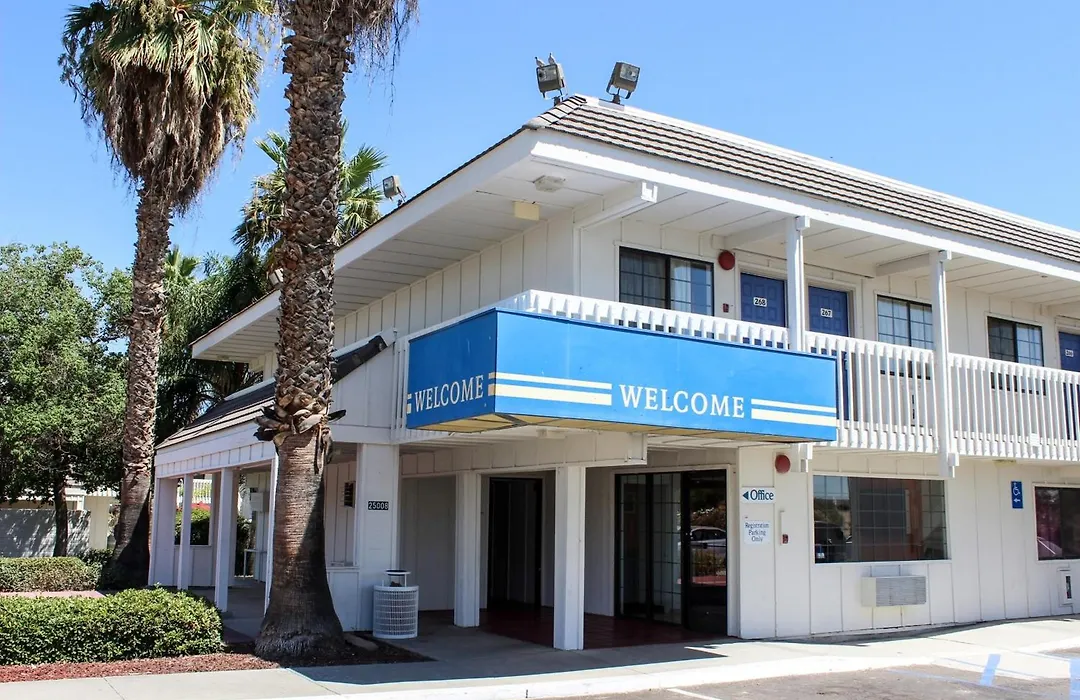 Motel 6-Coalinga, Ca - East-1