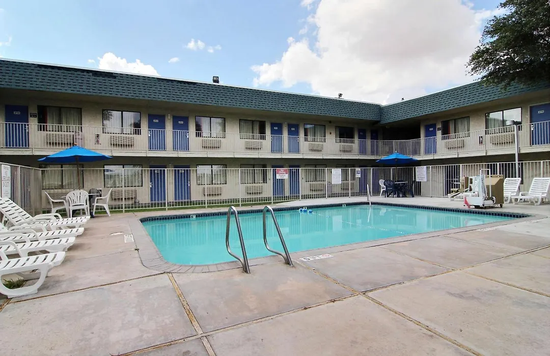 Motel 6-Fort Stockton, Tx-1