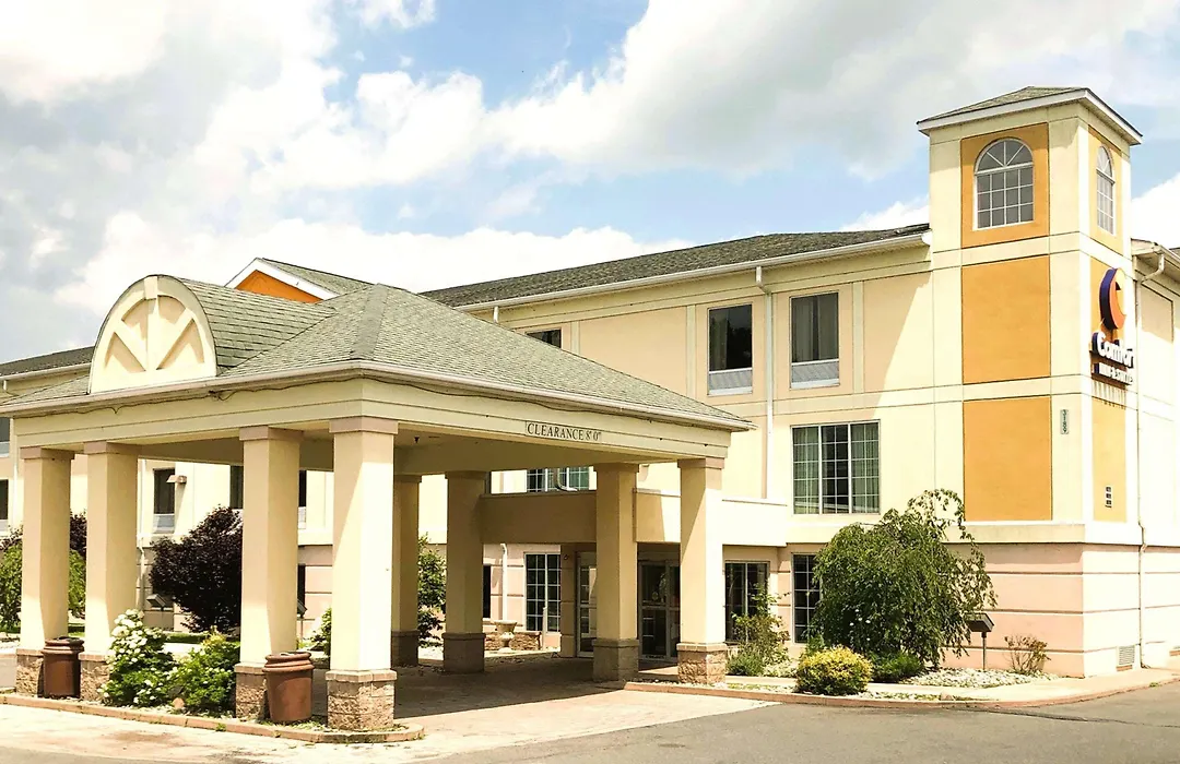 Comfort Inn & Suites Mount Pocono-1