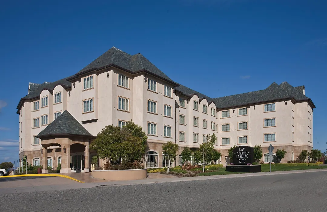 Bay Landing Hotel-1