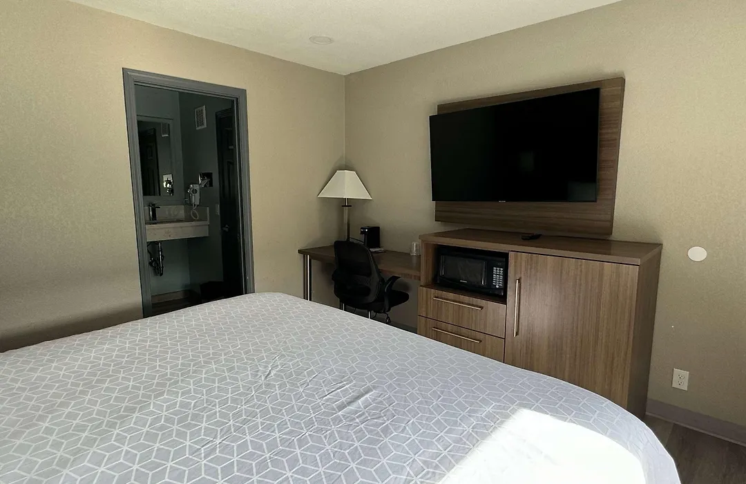 Baymont By Wyndham Coalinga-1