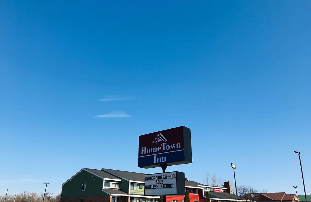 Hometown Inn-1