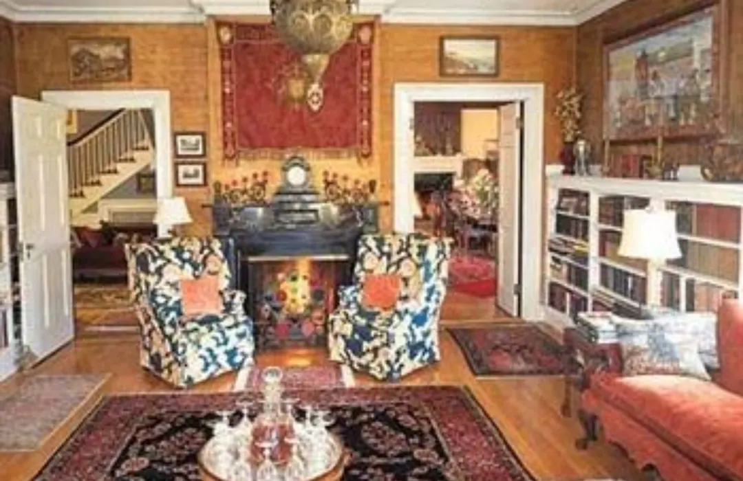 Whistler'S Inn-1