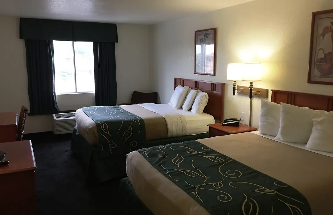 Travelodge By Wyndham North Platte-1
