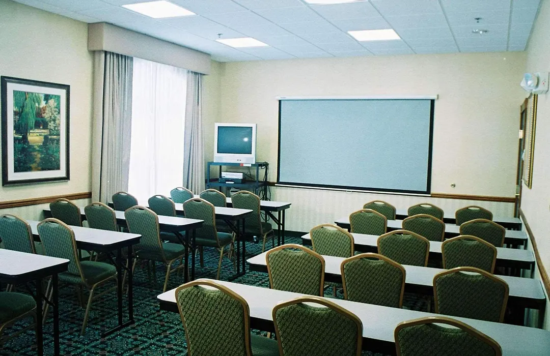 Country Inn & Suites By Radisson Brockton-1