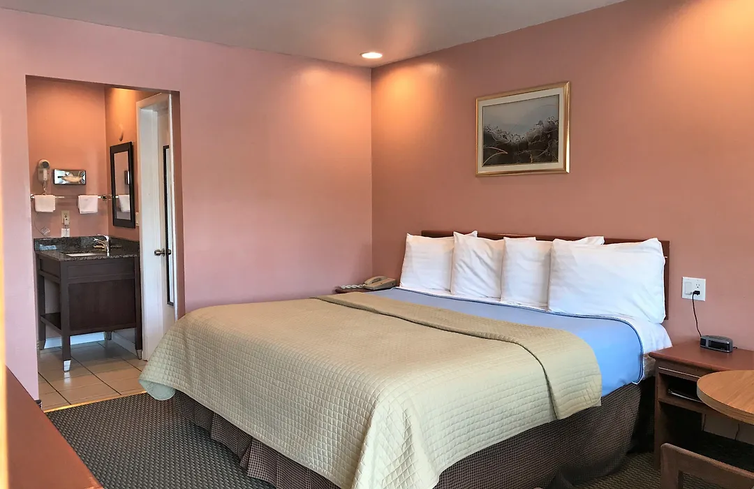 Bestway Inn-1