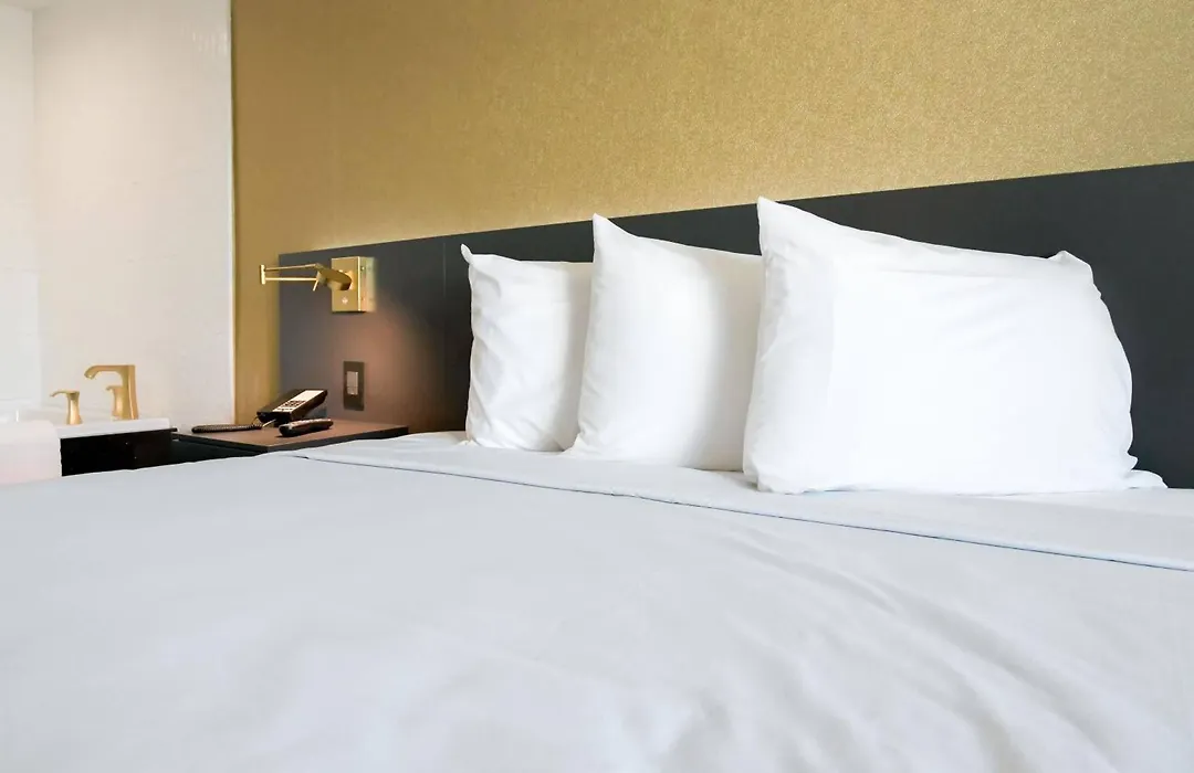 Glen Capri Inn And Suites - Burbank Universal-1