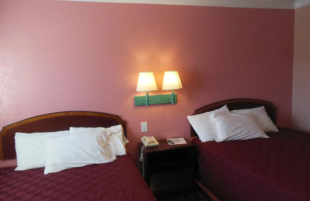 Sealamp Inn-1