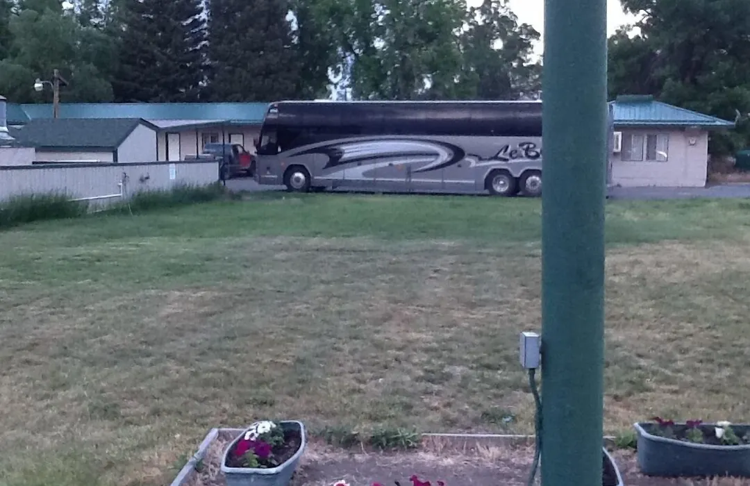 Silver Spur Motel-1