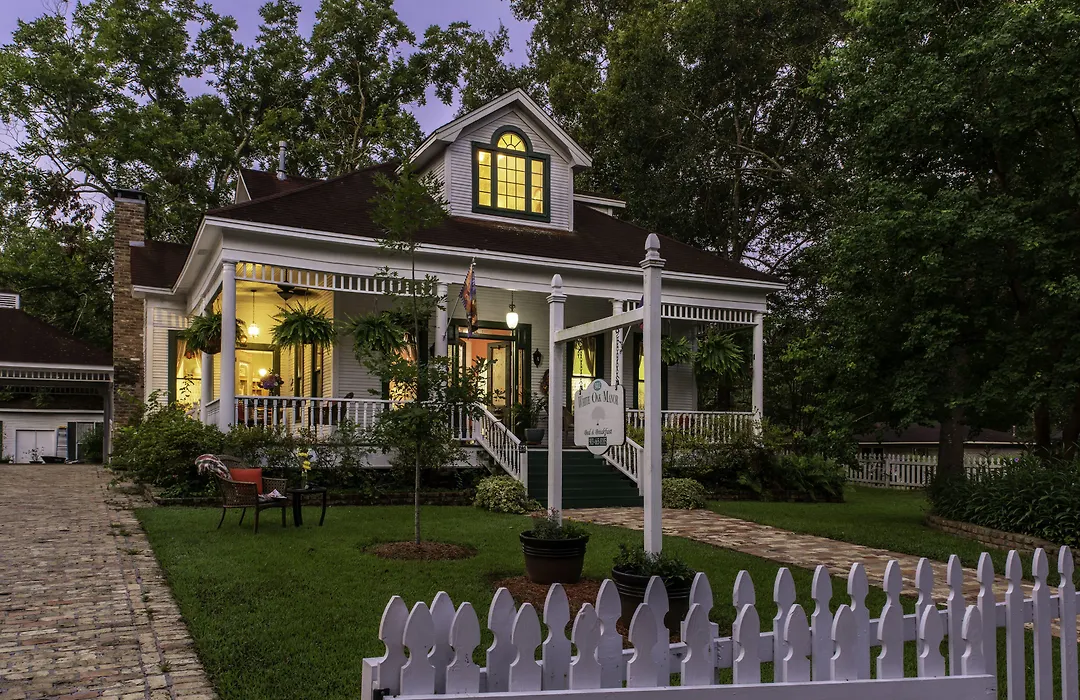White Oak Manor Bed And Breakfast (Adults Only)-1