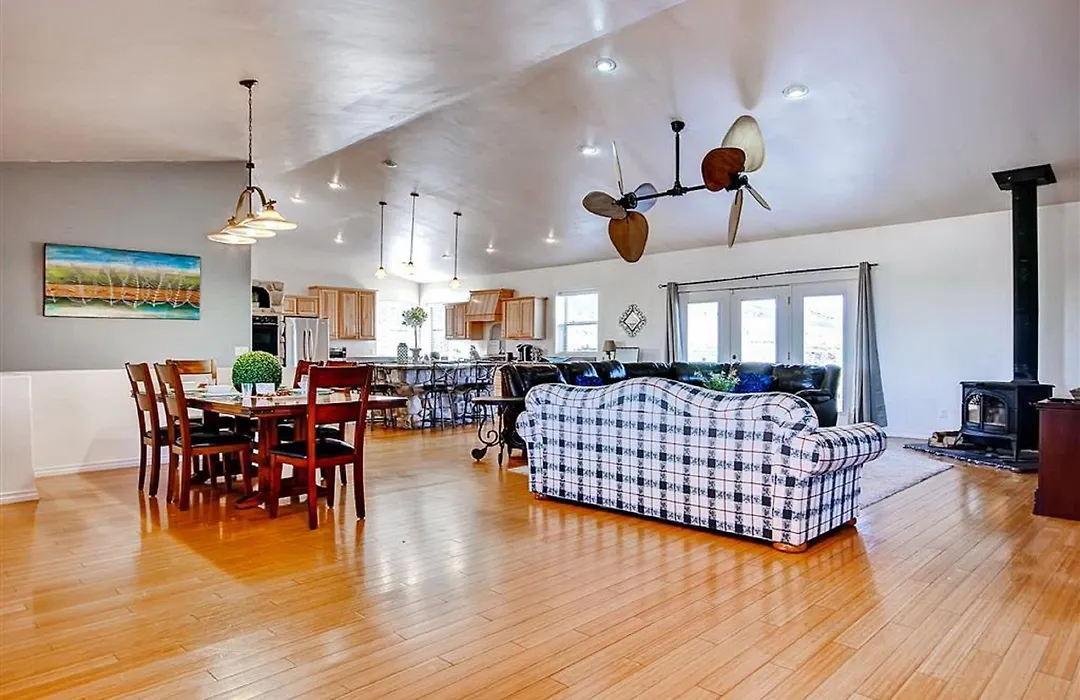 Bryce Country Cabins-1