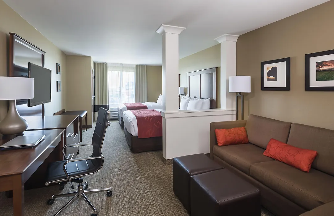 Comfort Suites Fargo Medical Center-1