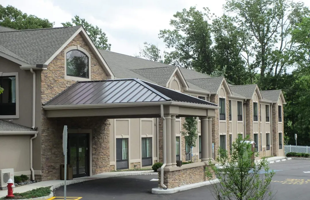 Red Carpet Inn And Suites Monmouth Junction-1