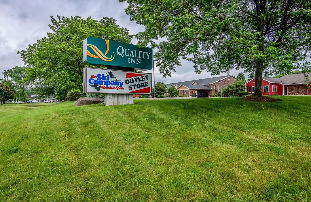 Quality Inn Tully I-81-1