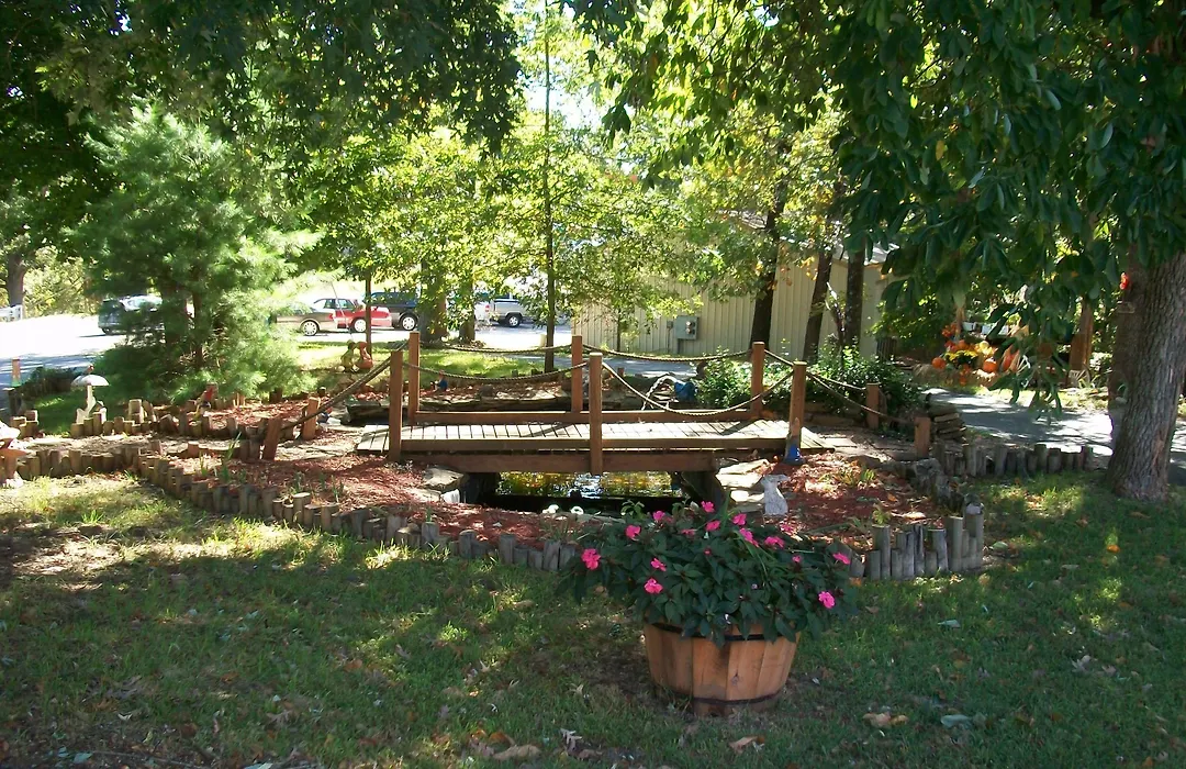 Shady Acre Inn And Suites-1