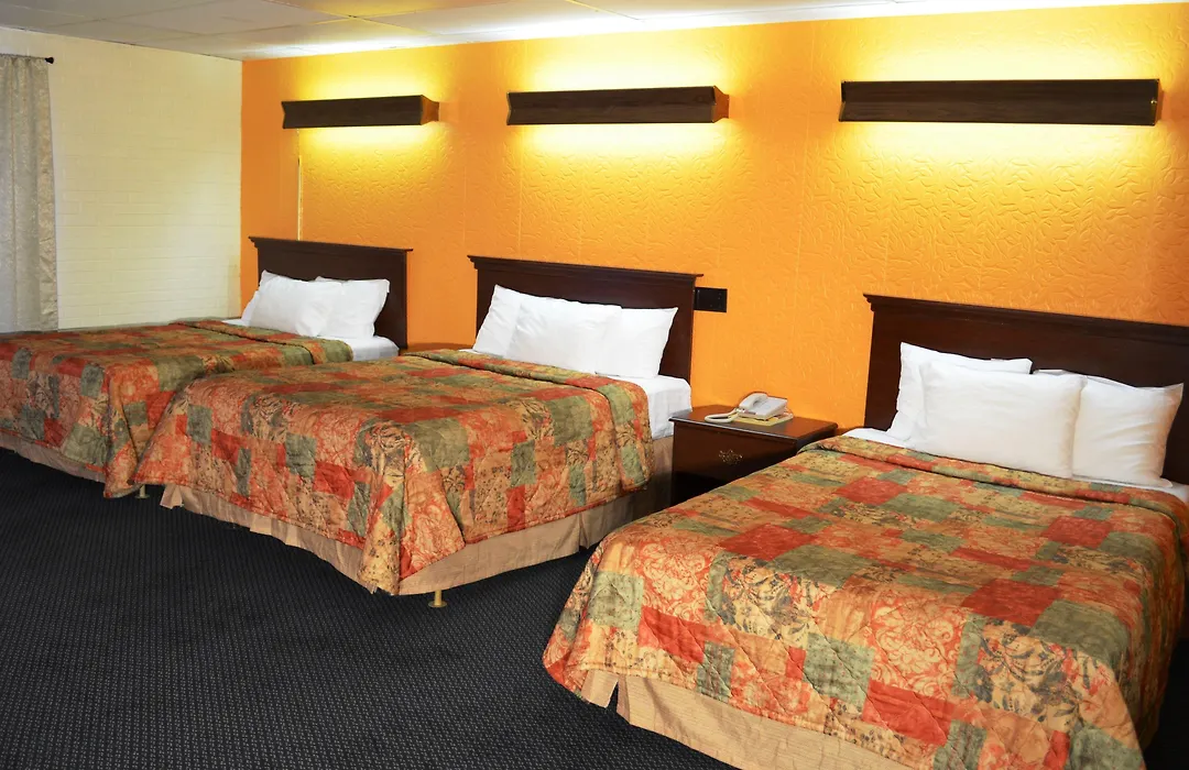 Economy Inn Bluefield-1