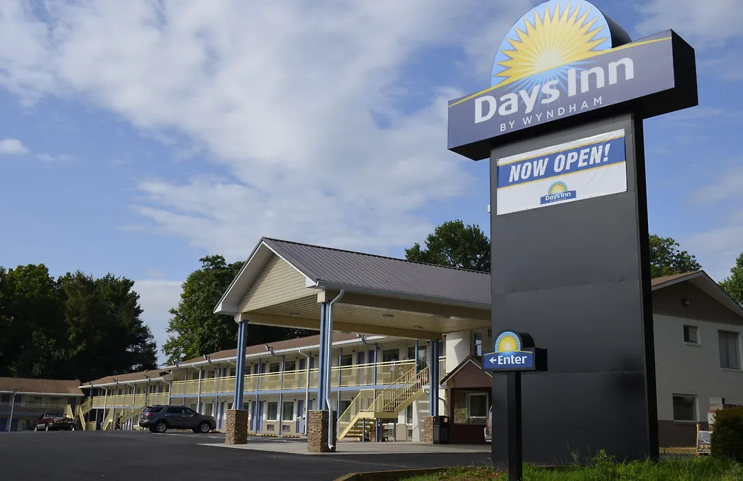 Days Inn By Wyndham Charles Town-1