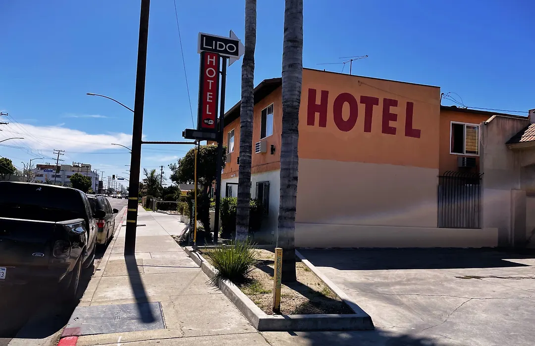 Lido Hotel-1
