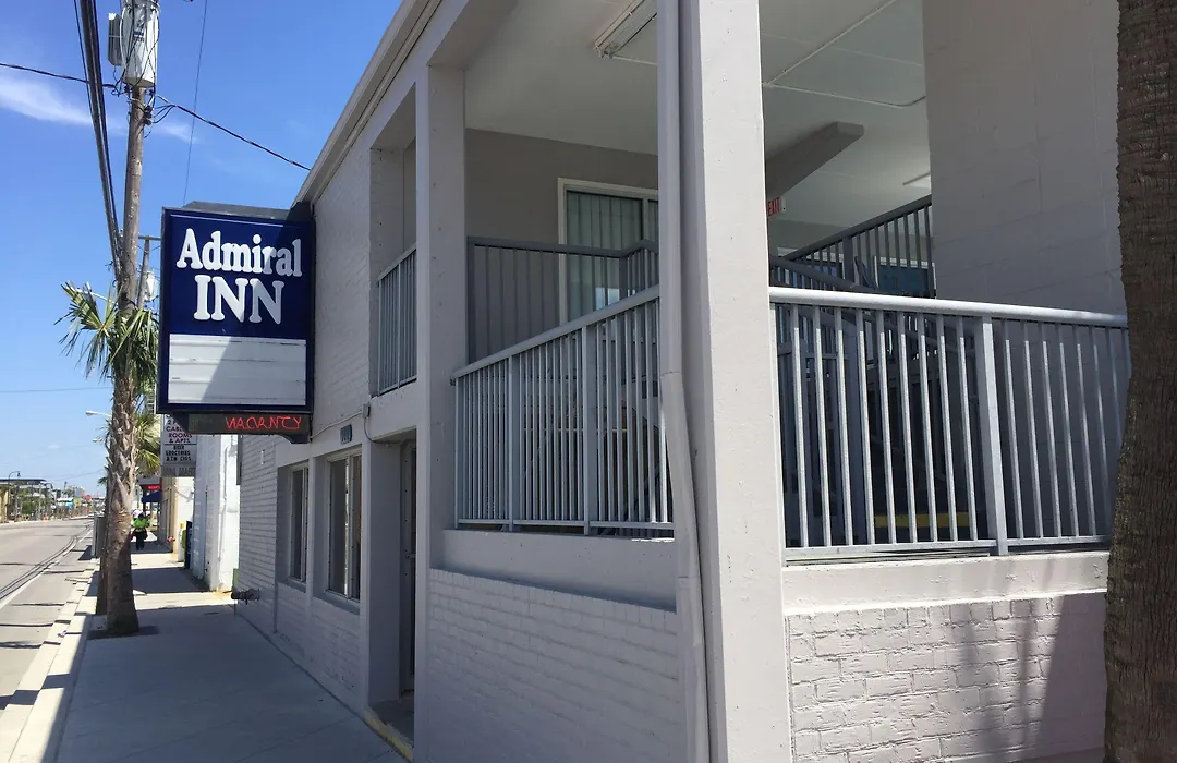 Admiral Motor Inn-1