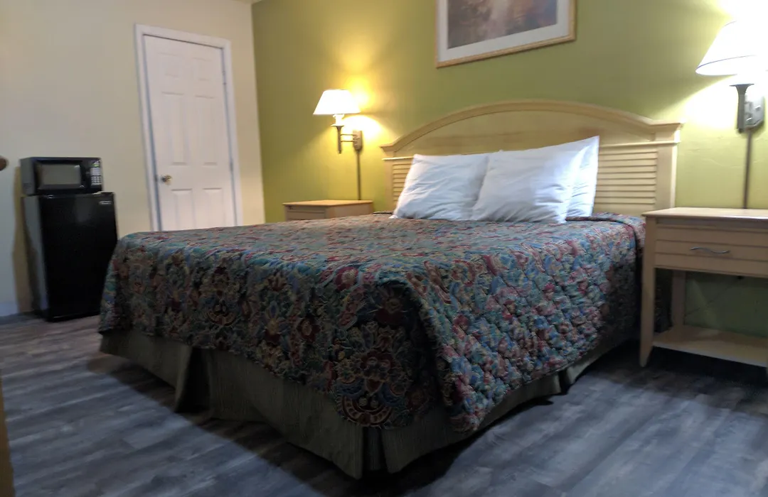 Travelers Inn - Clearwater-1