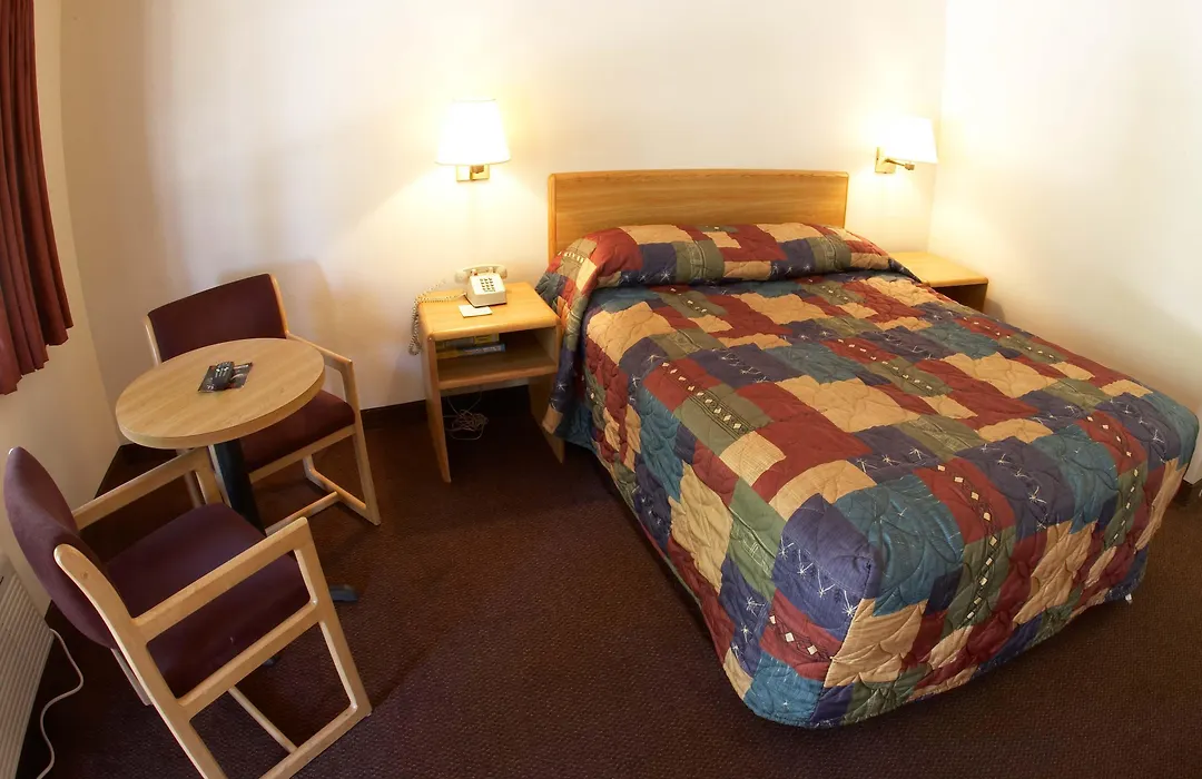 Ez 8 Motel Old Town-1
