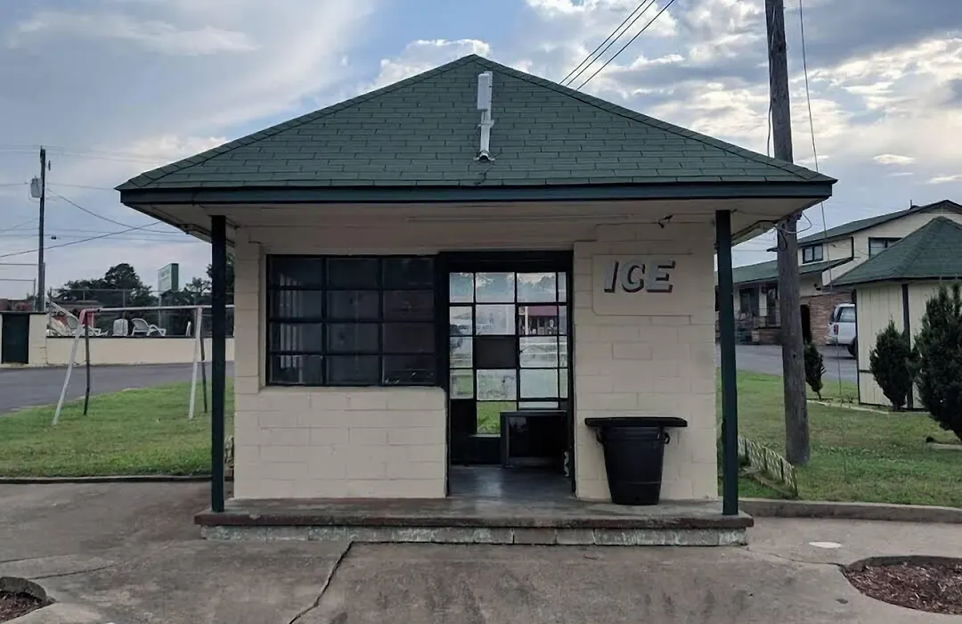 Oak Park Motel-1