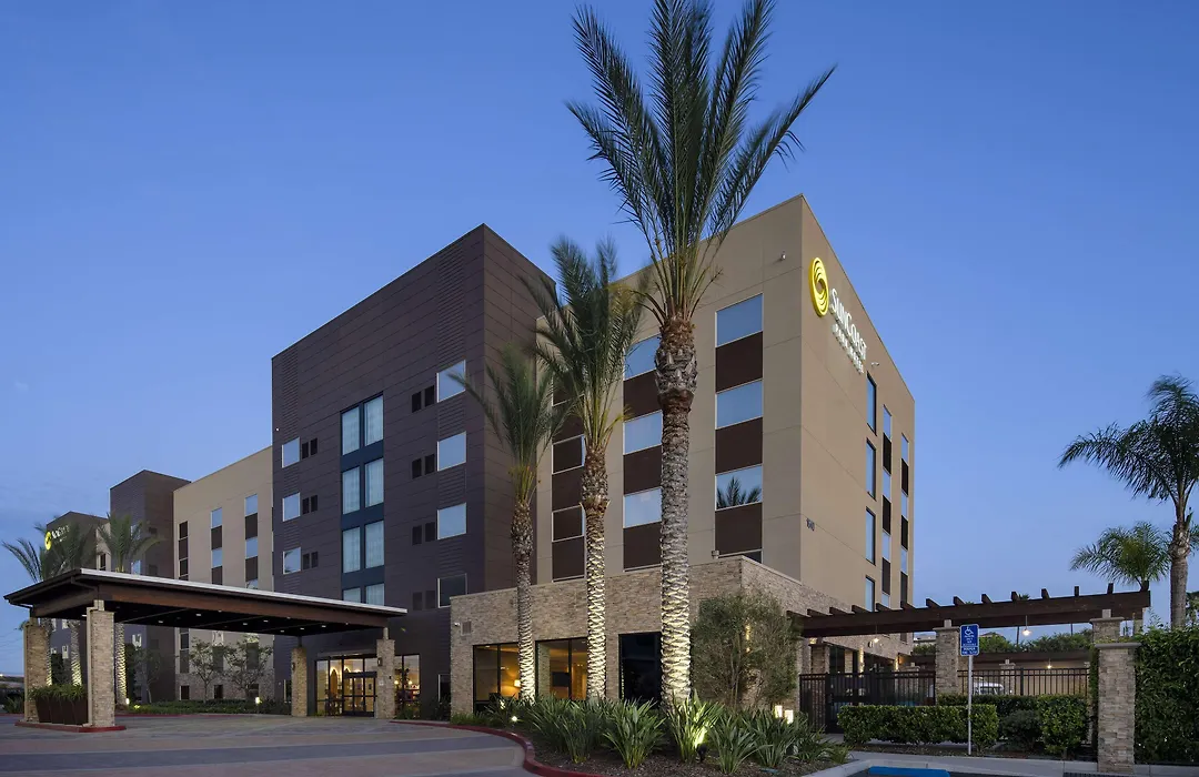 Suncoast Hotel Anaheim, Tapestry Collection By Hilton-1