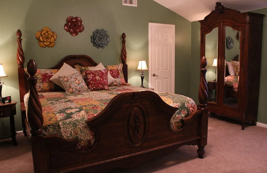 Maple Creek Bed&Breakfast-1