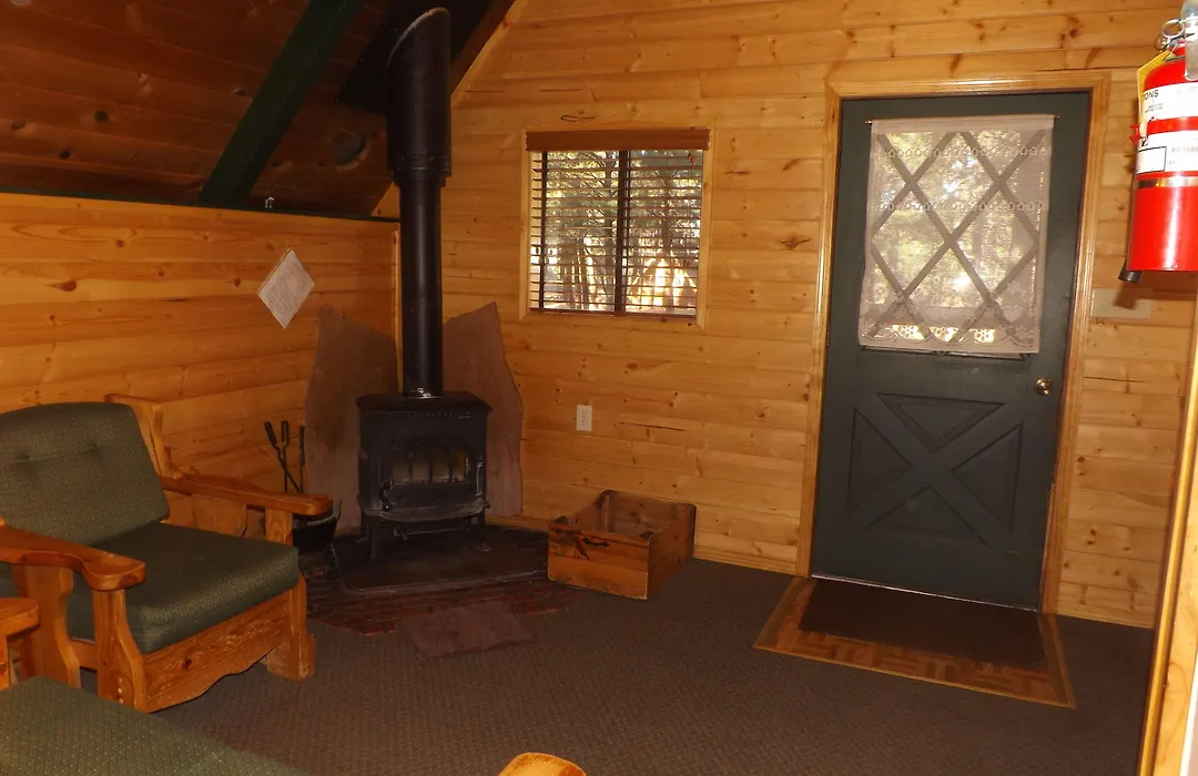 Arizona Mountain Inn & Cabins-1