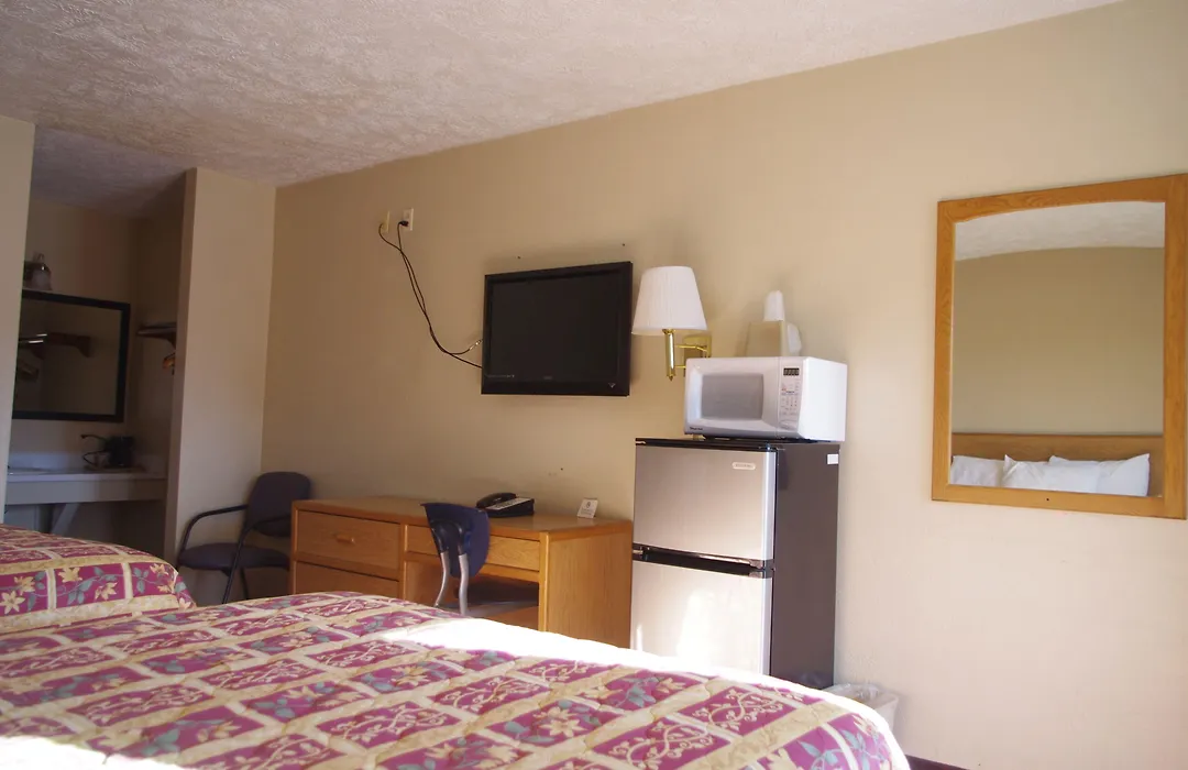 Economy Inn Mccook-1