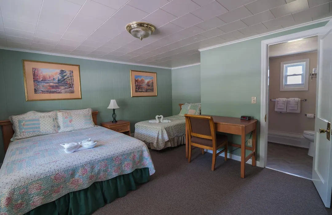 Profile Motel & Cottages-1