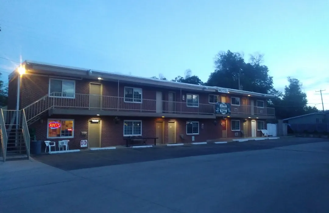 Two Rivers Inn-1