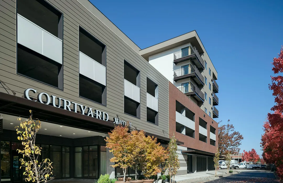 Courtyard By Marriott Corvallis-1