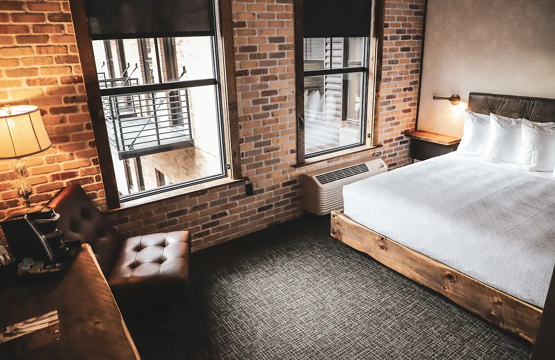 Hotel Crosby-1
