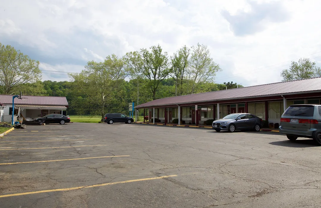Highlander Motel-1