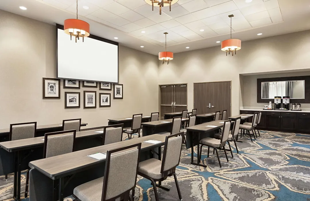 Hampton Inn Suites Kansas City Downtown Crossroads-1