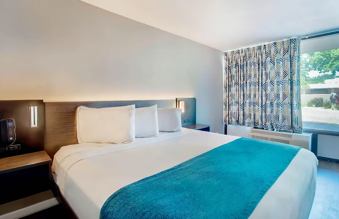 Motel 6 Louisville, Ky- Airport/ Fair Expo-1