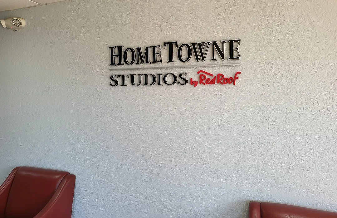 Hometowne Studios By Red Roof Prattville-1