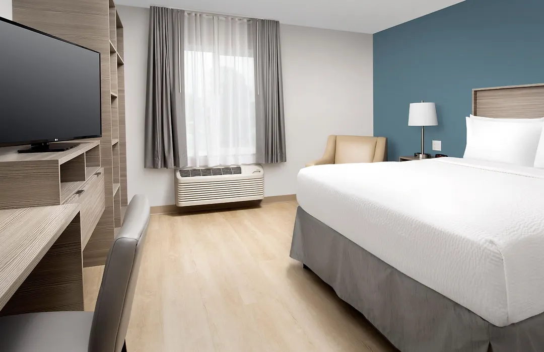 Woodspring Suites Meridian-1