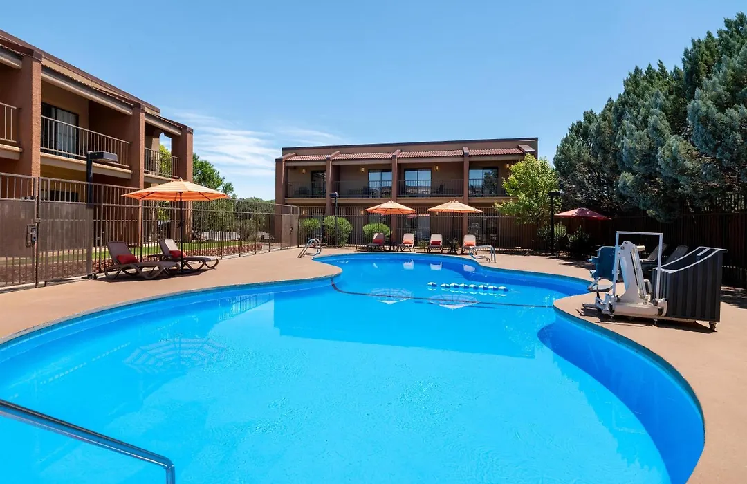 Best Western Discovery Inn-1