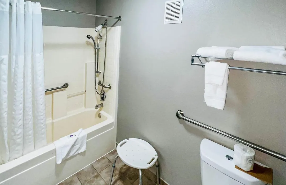 Studio 6 Suites Portland Or I-5 Ohsu-1