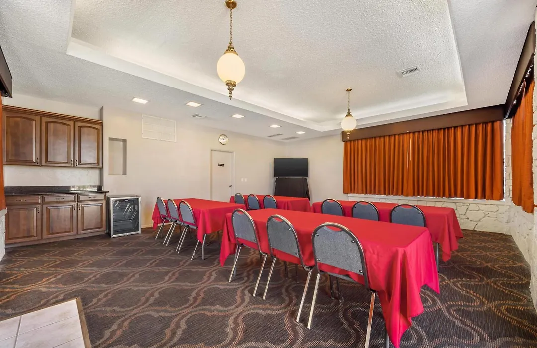Best Western Plus King's Inn&Suites-1