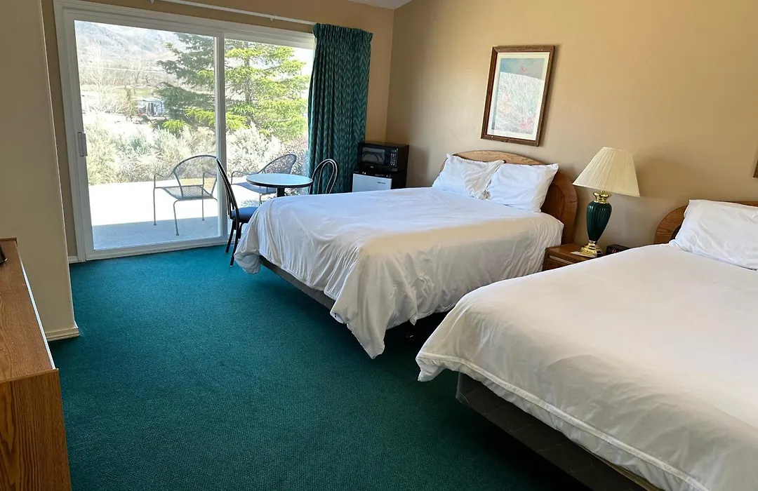 Meadowcliff Lodge Coleville-1