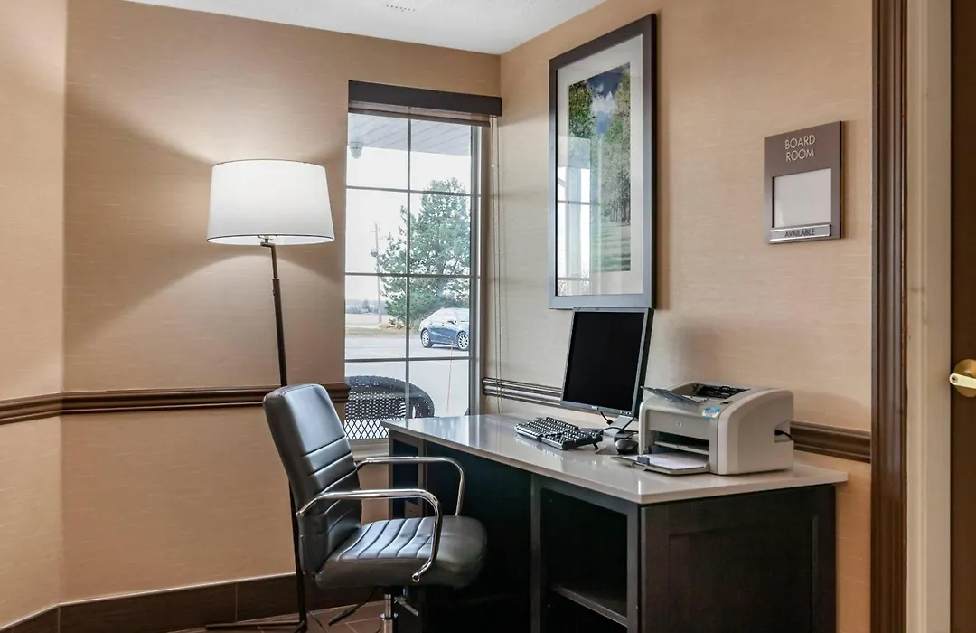 Comfort Inn & Suites Geneva- West Chicago-1
