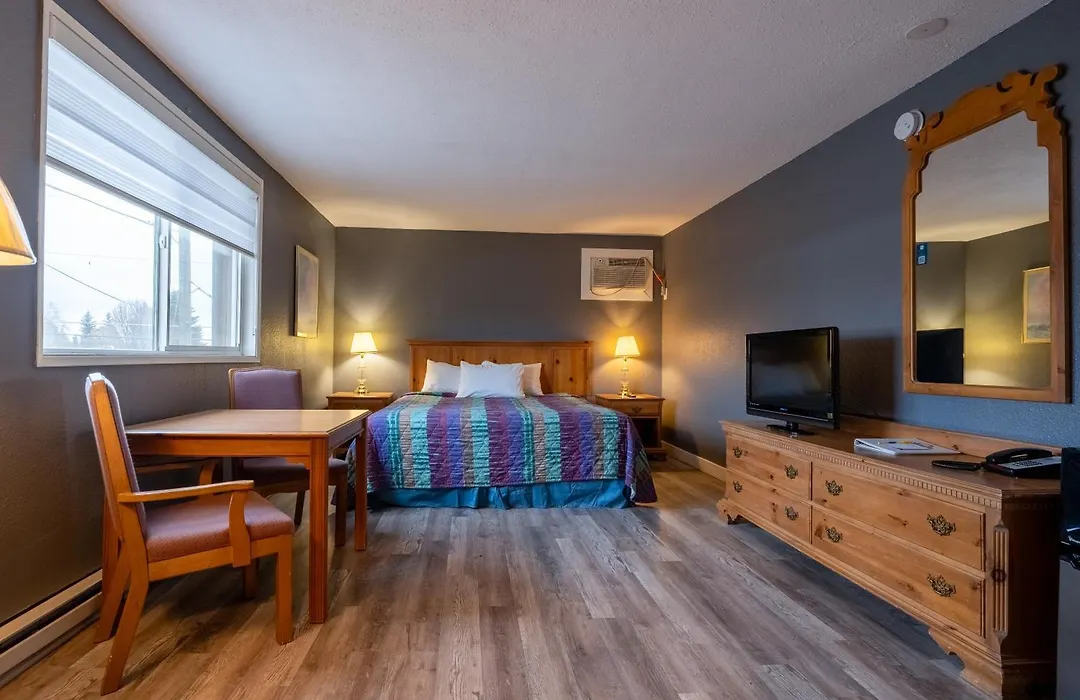 Days Inn By Wyndham Burns-1