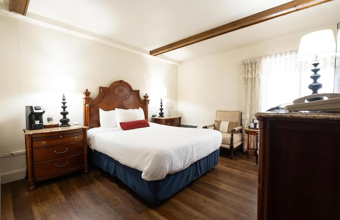 Fireside Inn And Suites Bangor-1