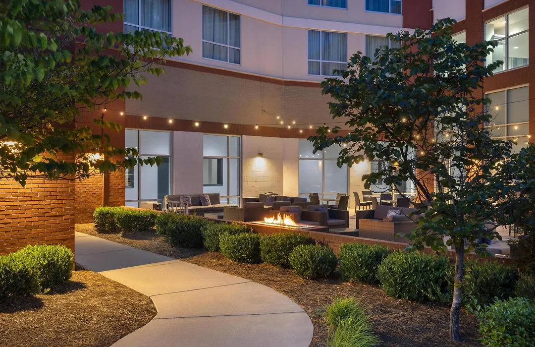 Embassy Suites Charlotte/Ayrsley-1