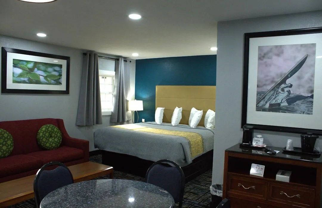 Havenpointe Inn & Suites-1