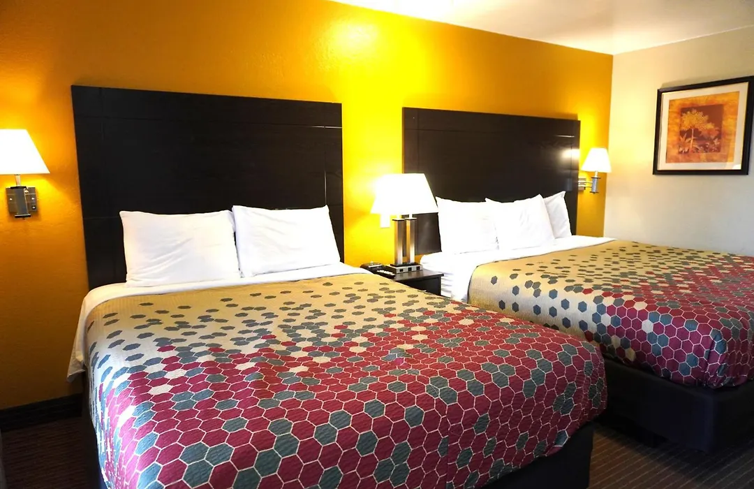 Rodeway Inn Flagstaff-Downtown-1