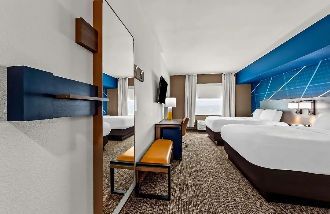 Comfort Inn & Suites Donna Near I-2-1